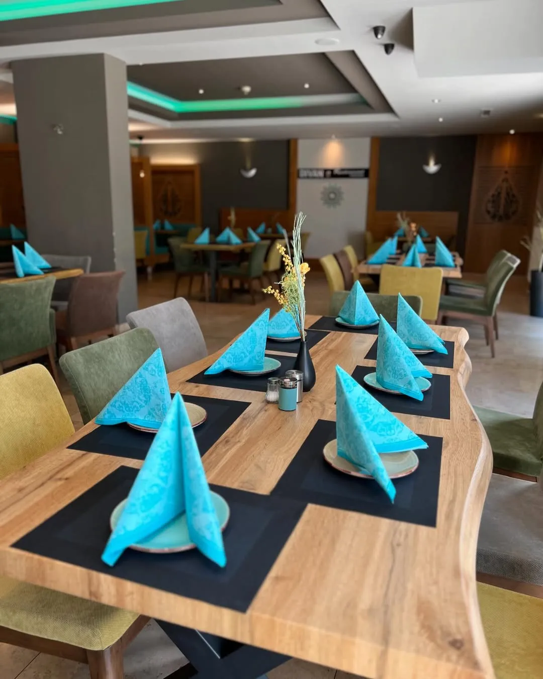 Divan Restaurant Innenraum